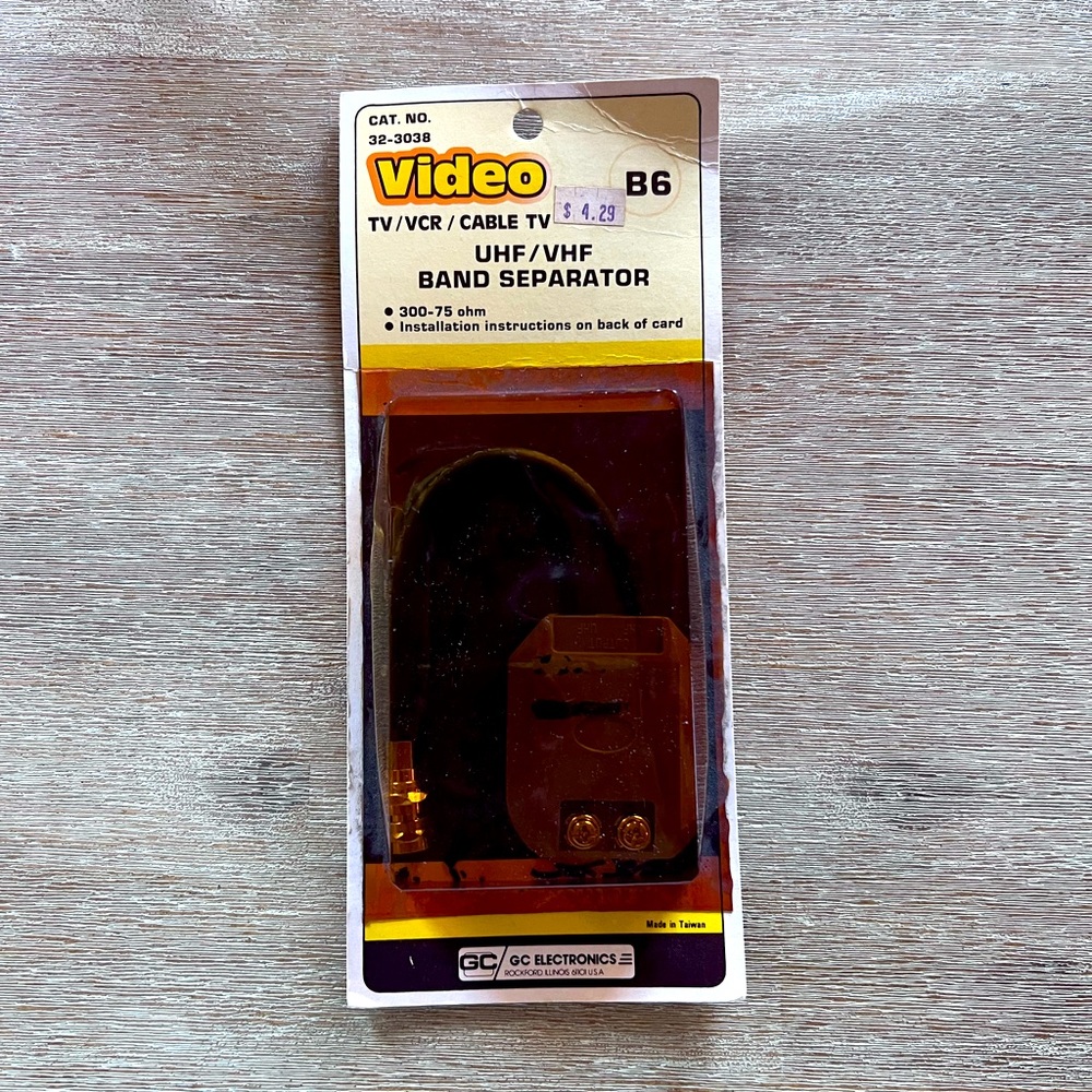 Vintage GC Electronics Video TV VCR CABLE TV UHF VHF Band Separator